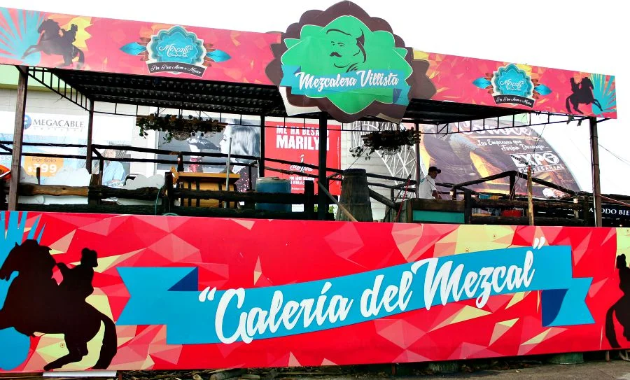 magen de la nota "Conoce el proceso de elaboración del mezcal en la FENADU 2015", publicada en el sitio web http://durango.com.mx