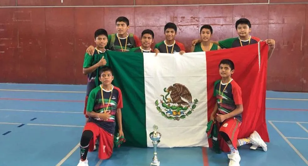 Niños triquis conquistan