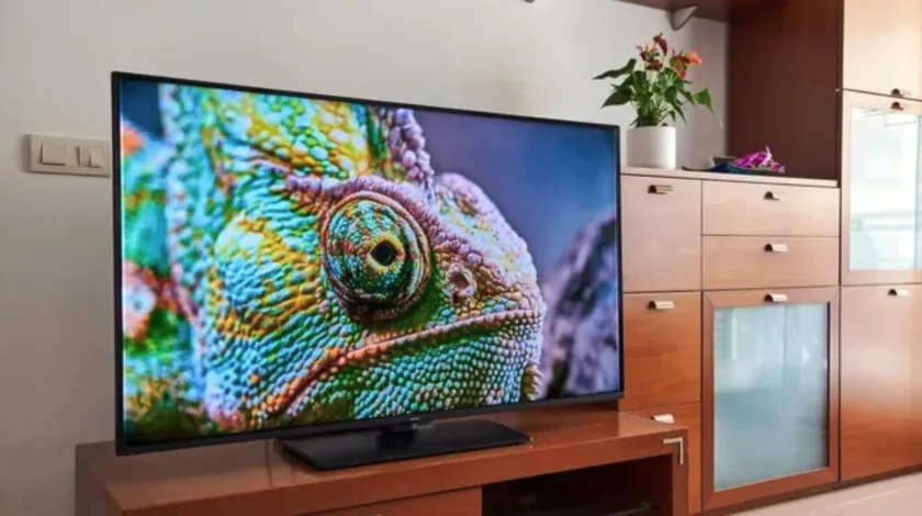 Cómo Calibrar tu TV. Pantalla o TV en un living room